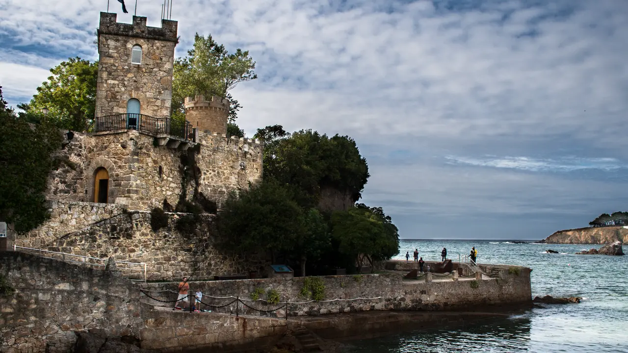Castillo_Santa_Cruz_Wikipedia